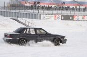 На льду барнаульского гребного канала состоялись чемпионат края и этап кольцевых автогонок (фото)