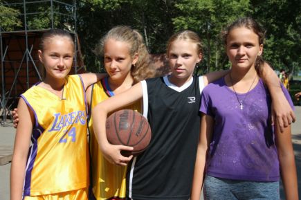 В Барнауле состоялся краевой фестиваль дворового спорта (фото).