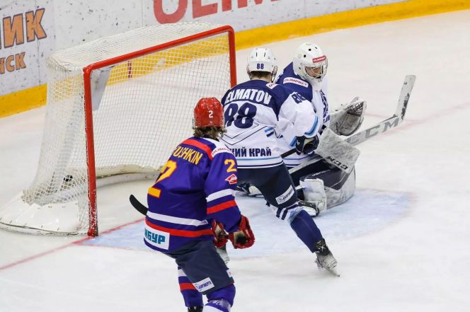 «Динамо-Алтай» уступил в Воскресенске 2:3 местному «Химику»