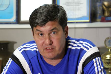 Барнаульское "Динамо" завершило борьбу в Кубке России, уступив на стадии 1/32 финала со счетом 0:3 красноярскому "Енисею" (фото).