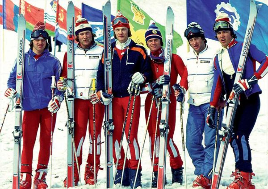 "Золотая" сборная СССР по горнолыжному спорту. Валерий Цыганов  второй слева. Фото из архива ФГСР