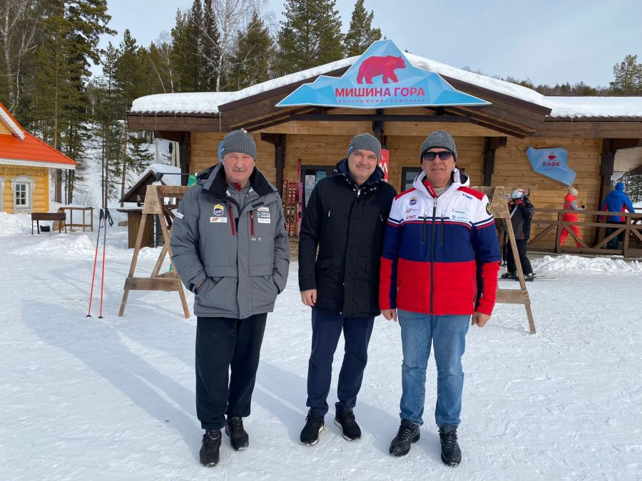 Слева направо: Валерий Цыганов, Леонид Мельников, Сергей Кизилов