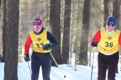 Победителями первых лыжных гонок олимпиады стали Марина Зятькова из Первомайского района и Евгений Кабаков из Шипуновского (добавлены фото)