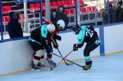Сборная Топчихинского района – первый финалист хоккейного турнира XXXVII зимней олимпиады