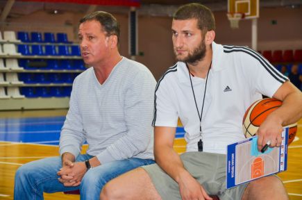 "Алтайбаскет" провёл первую тренировку в полном составе под руководством главного тренера Михаила Терехова.