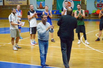 "Алтайбаскет" провёл первую тренировку в полном составе под руководством главного тренера Михаила Терехова.