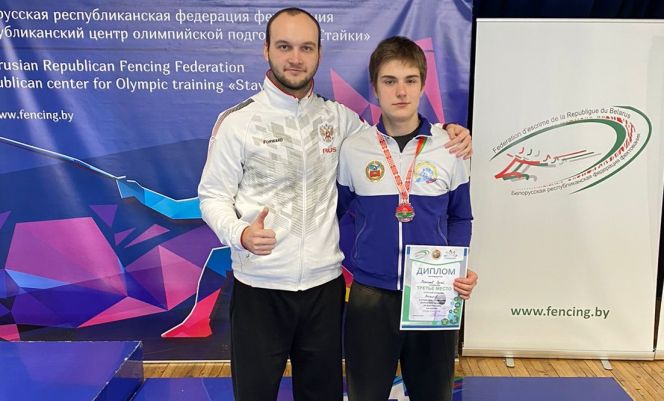 Сергей Венчаков с тренером Данилом Бубенчиковым