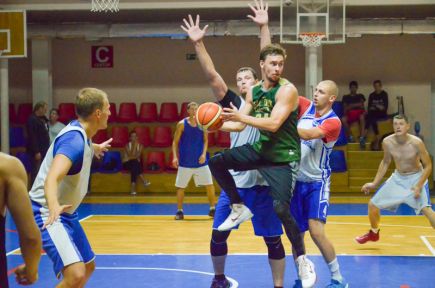 "Алтайбаскет" провёл первую тренировку в полном составе под руководством главного тренера Михаила Терехова.
