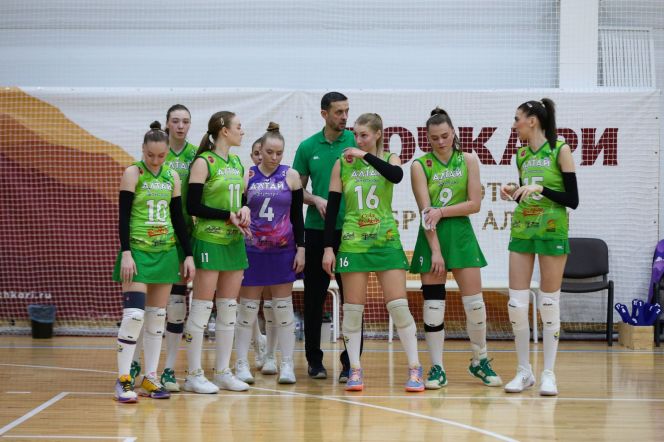 В третьем матче домашнего тура «Алтай-АГАУ» проиграл читинской «Забайкалке» - 0:3