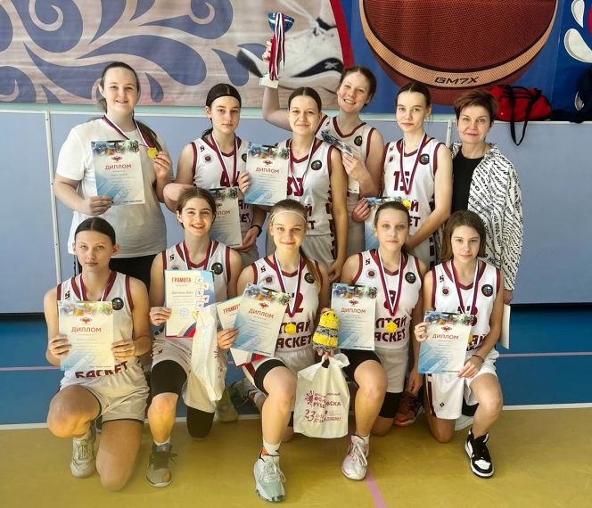 Первенство Алтайского края среди девушек до 16 лет выиграла команда рубцовского отделения СШОР «АлтайБаскет»