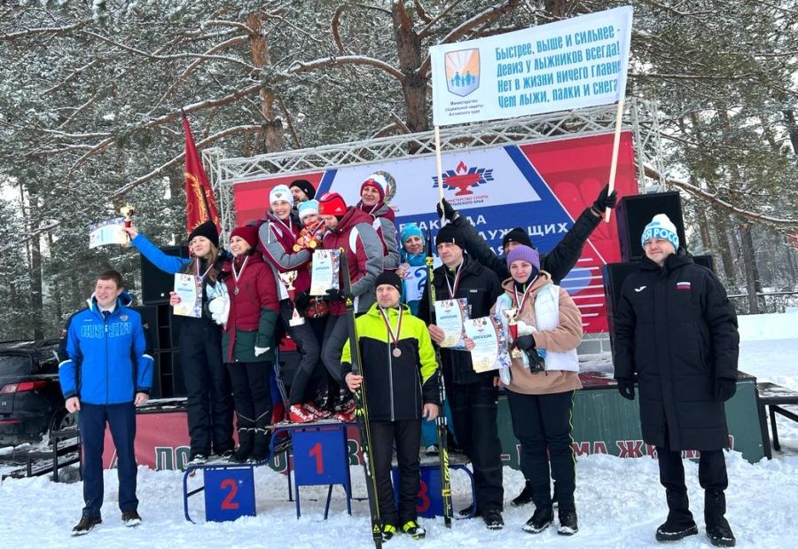 Лыжную часть Спартакиады госслужащих выиграли команды налоговой службы и краевого законодательного собрания