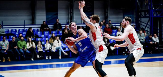 Фрагмент матча "Зенит-2" - МБА-МАИ. Фото: сайт РФБ