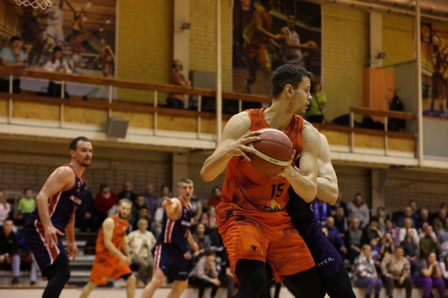 Фрагмент матча "Темп-СУМЗ" - "Барнаул". Фото: БК "Темп-СУМЗ"