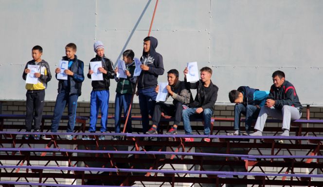 Обыграв в решающем матче соперниц из Казахстана, барнаульский «Коммунальщик» стал обладателем Открытого кубка Алтайского края (фото).