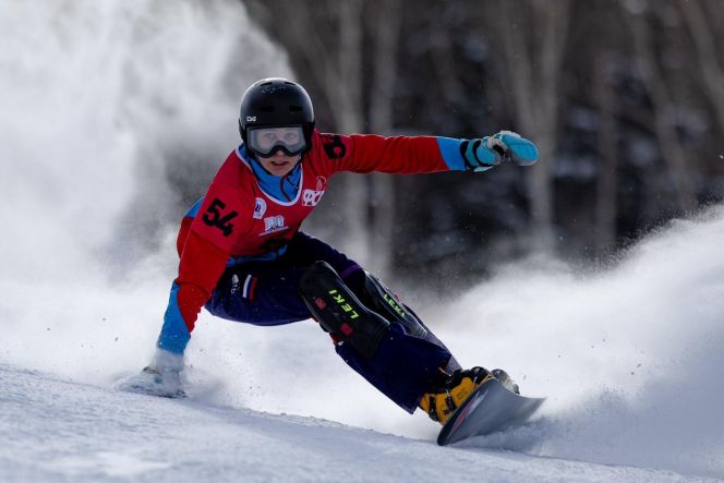 Роман Коркин стал победителем юношеского первенства России в параллельном слаломе