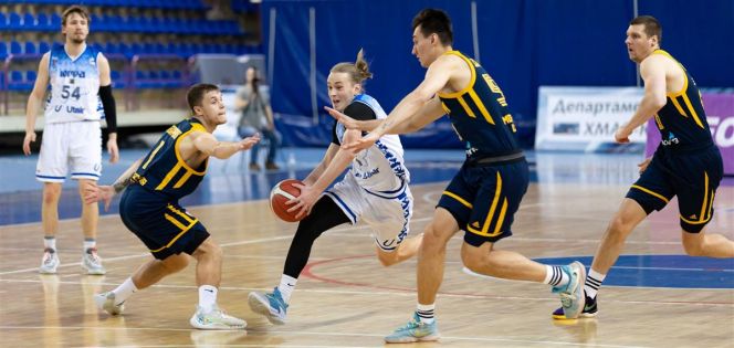 Фрагмент матча "Университет-Югра" - "Химки". Фото: сайт РФБ