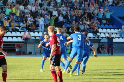 Барнаульское «Динамо» потерпело первое домашнее поражение, уступив «Чите» – 3:4 (фото).