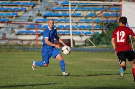 Барнаульское «Динамо» потерпело первое домашнее поражение, уступив «Чите» – 3:4 (фото).