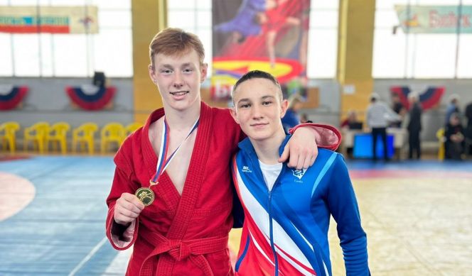 В Бийске завершилось первенство Сибири. В активе сборной Алтайского края 12 медалей и первое место в командном зачете среди юношей