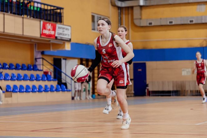 Фото пресс-службы ШБЛ "КЭС-Баскет" с матча девушек Алтайский край - Омская область