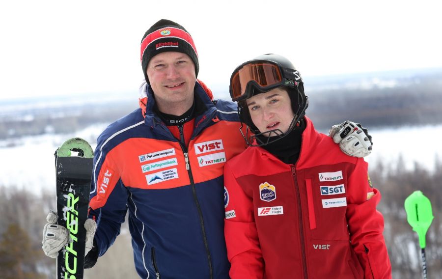 Вероника с тренером Вячеславом Кизиловым. Фото: Олег Богданов