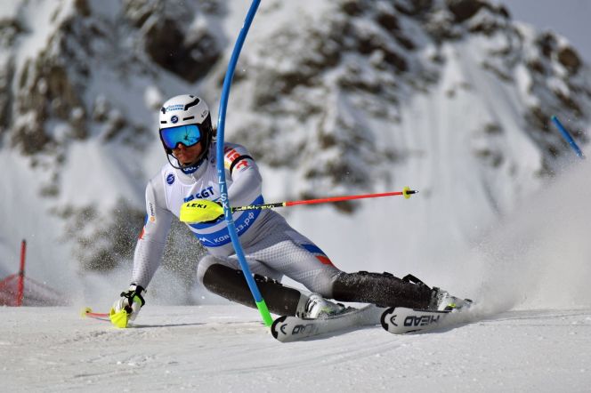 В Приэльбрусье Семён Ефимов сделал золотой дубль, выиграв этап Кубка России и чемпионат страны. Фото: РФГС