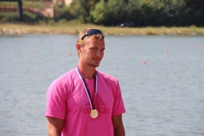 Руслан Мамутов – серебряный призёр чемпионата России в байдарке на полукилометровой дистанции.