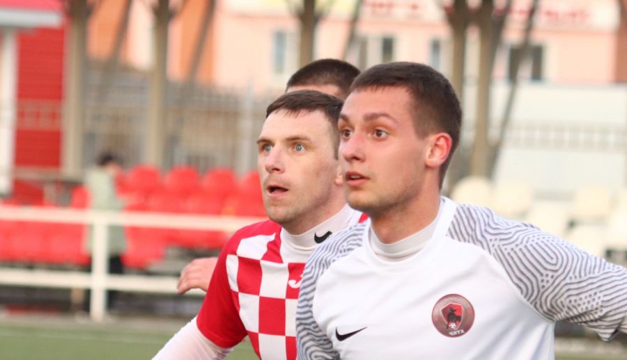 Фрагменты матча "Полимер" - "Чита" (1:1). Фото: Александр Чёрный/"Алтайский спорт"