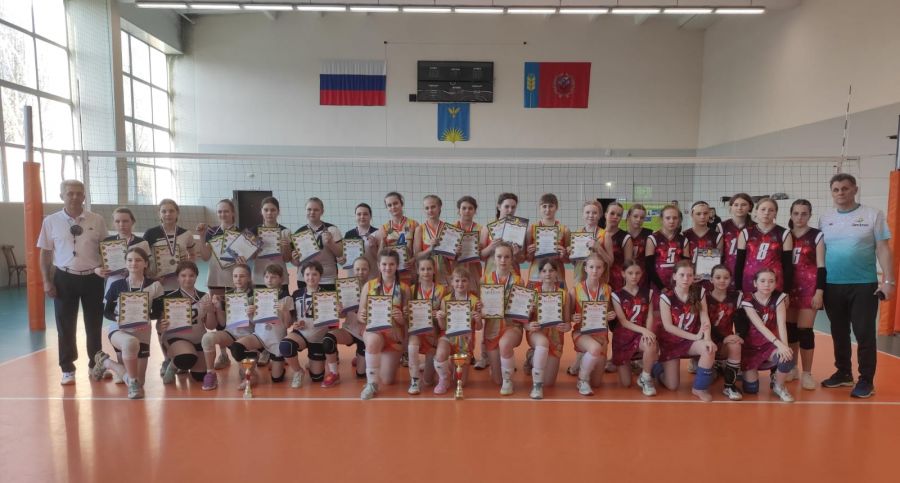 Волейболистки из Смоленского района выиграли финальный турнир XLIV спартакиады спортивных школ Алтайского края среди девушек до 14 лет 