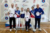 Квартет саблисток Алтайского края впервые выиграл юниорское первенство Сибири 
