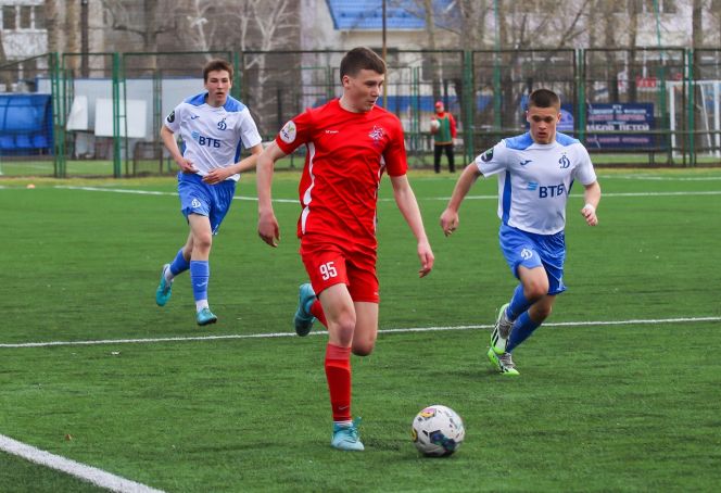 8 мая. Барнаул. СШОР Алексея Смертина. ЮФЛ Сибирь. 3-й тур. «Алтай» (Барнаул) – «Металлург» (Новокузнецк)