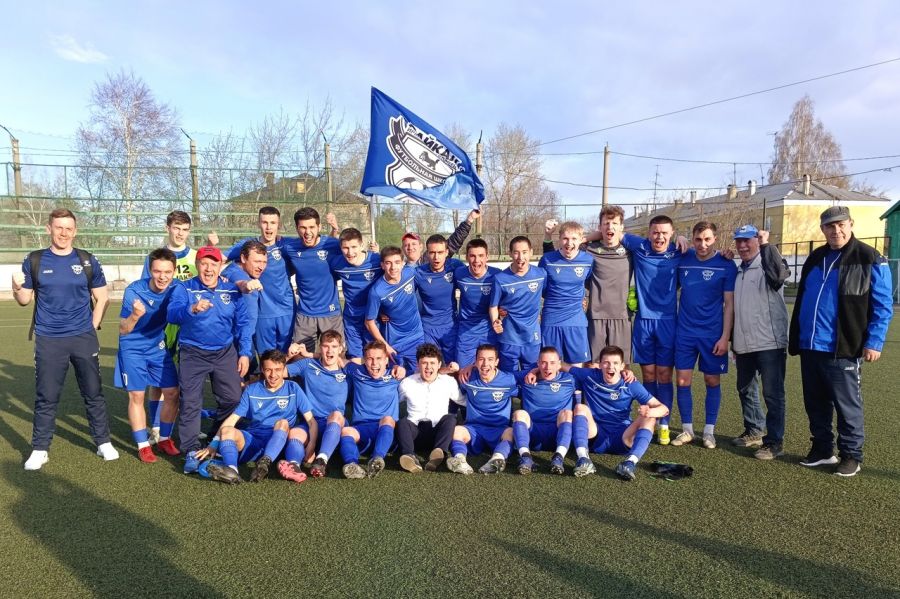 Иркутский "Байкал" на старте сезона одержал две крупные победы с одинаковым счетом 5:1. Фото: СШ "Байкал"