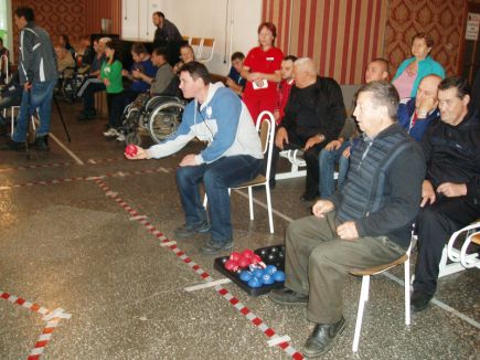 Около 100 инваспортсменов приняли участие в краевом фестивале спорта.