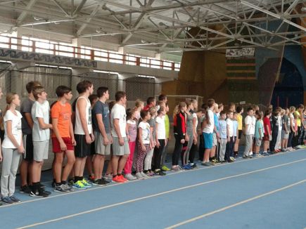 Горнолыжники и сноубордисты из СДЮШОР «Горные лыжи» выявили сильнейших на первенстве Алтайского края по ОФП.