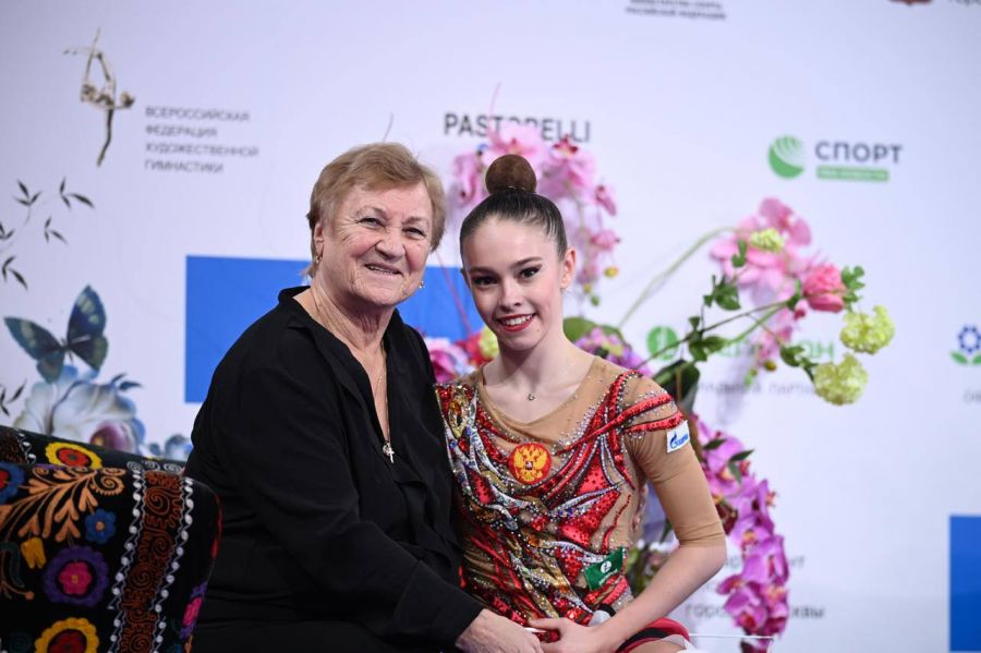 Алина Перфильева со своей наставницей Верой Ефимовной Штельбаумс