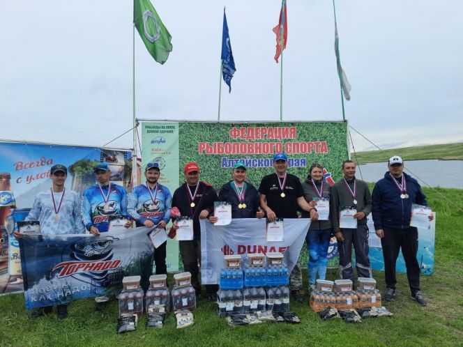 Фото: Алтайский рыболовный клуб и Федерация рыболовного спорта Алтайского края в ВК 