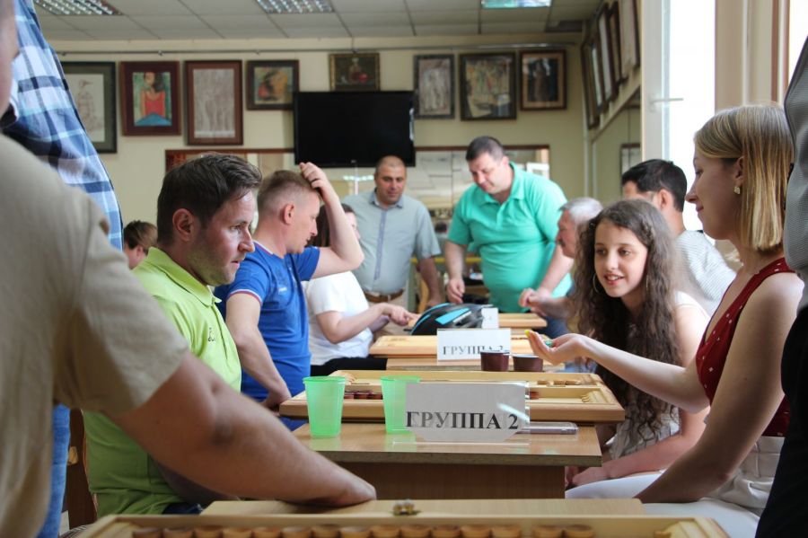 15 июня состоится турнир по нардам среди журналистов Алтайского края,  посвященный Дню России