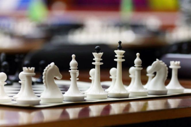 Стенка на стенку