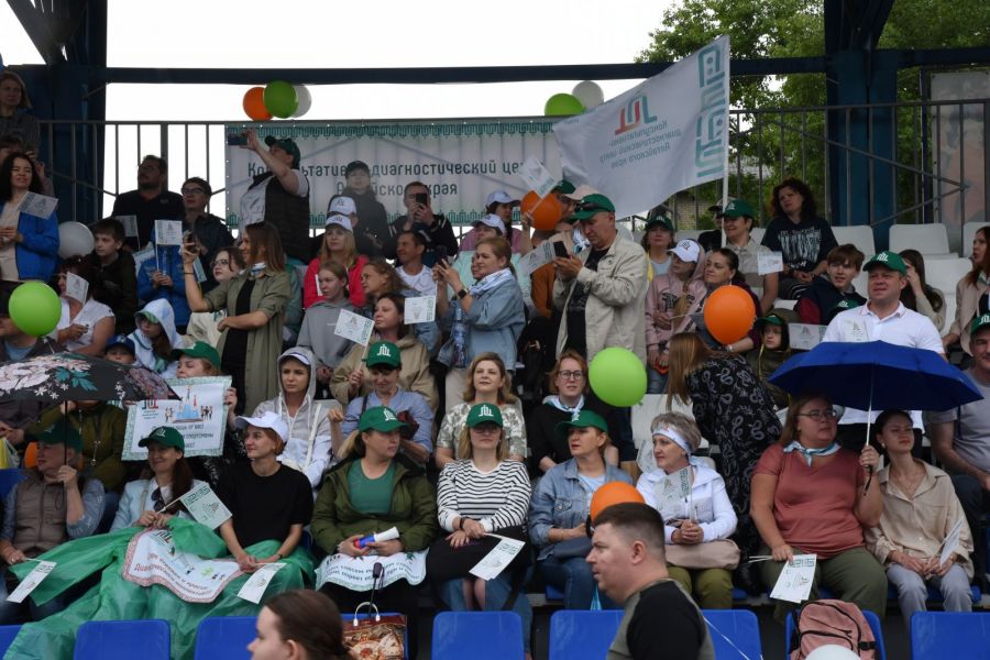 В Барнауле прошел финал летнего Фестиваля спорта работников здравоохранения 