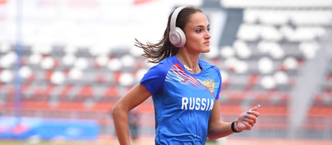 Полина Ткалич на разминке. Фото: Салават Галимов/ВФЛА