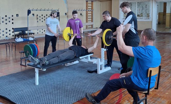 В Барнауле состоялся турнир "Кубок защитника Отечества" среди участников СВО