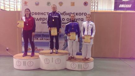 Четверо алтайских спортсменов стали победителями первенства Сибирского федерального округа по каратэ.