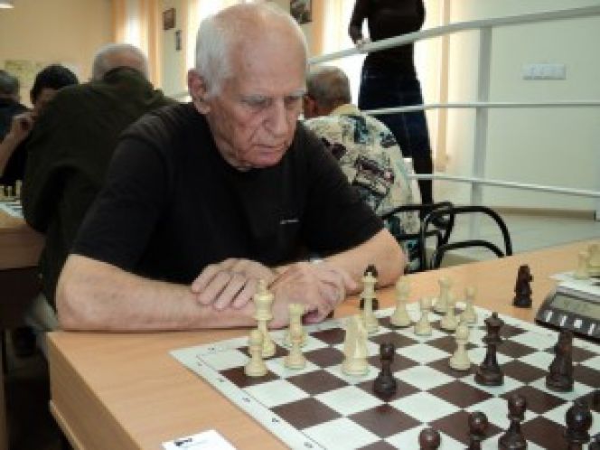 В краевом шахматном клубе состоялся турнир по блицу памяти Юрия Никонова.