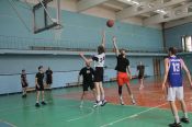 Для чего игроки разных возрастов приезжают в баскетбольный кэмп в Барнаул