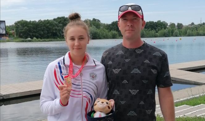 София Штиль с тренером Михаилом Волковым