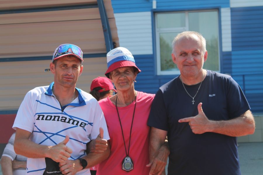 Солнечно, ярко, жарко! В Заринске прошёл краевой финал фестиваля ГТО среди школьных команд