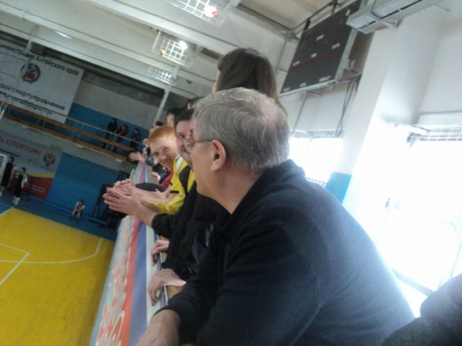 Победителями XIII спартакиады госслужащих Алтайского края стали команды аппарата краевой администрации среди краевых структур и управления налоговой службы - среди федеральных. 