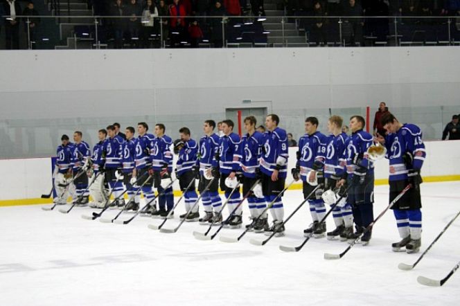 Как хоккеисты «Динамо» провели первые домашние матчи нового сезона