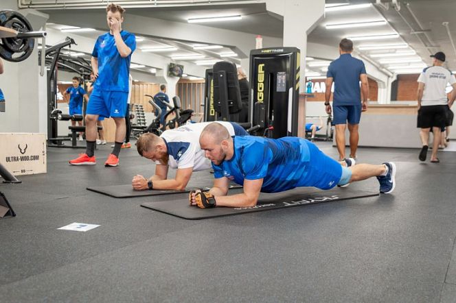 Барнаульские хоккеисты начали подготовку к сезону