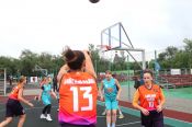 В финальном матче женского баскетбольного турнира сыграют сборные Поспелихинского и Бийского районов